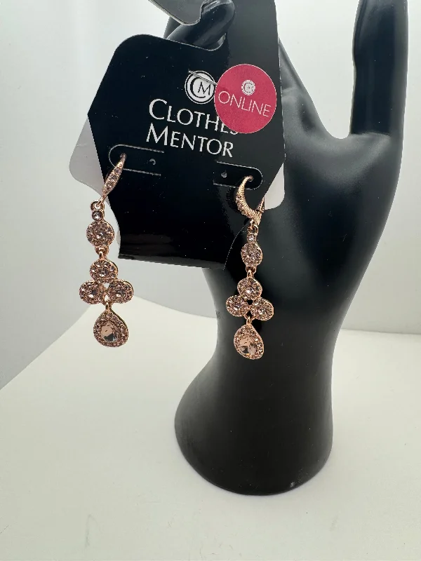 chic gold earrings for women -Earrings Dangle/drop By Clothes Mentor