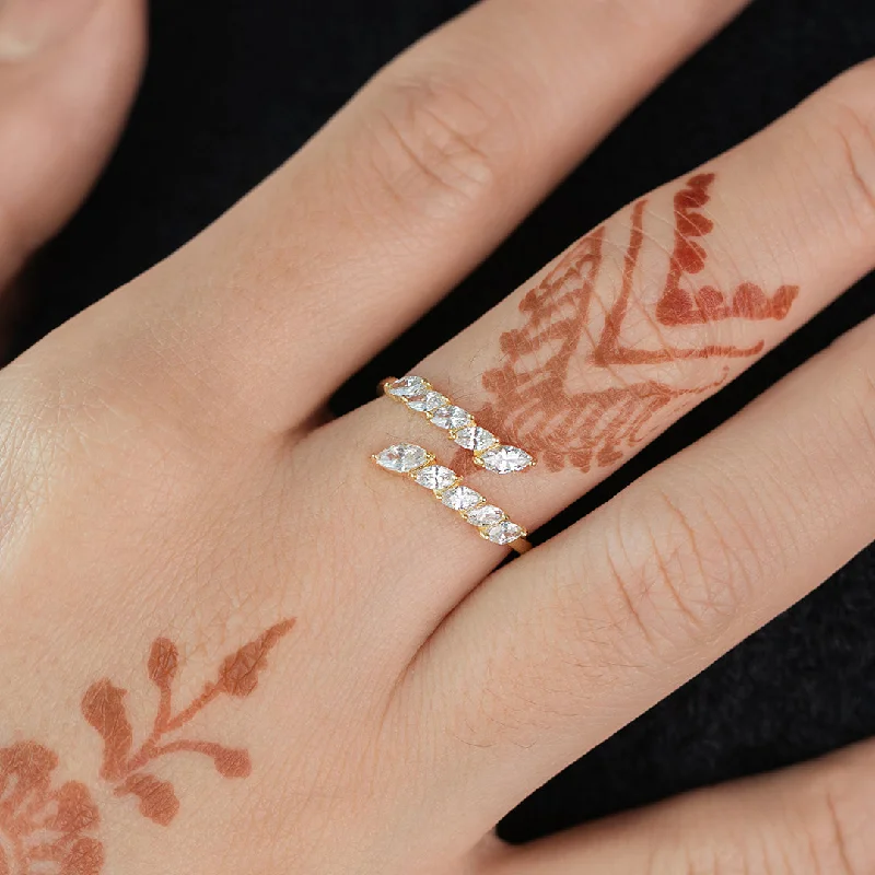 unique diamond rings for women -Leafy Sleek Ring