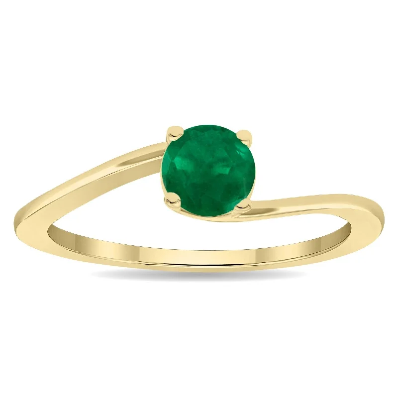 custom birthstone rings -Women's Round Shaped Solitaire Emerald Wave Ring in 10K Yellow Gold