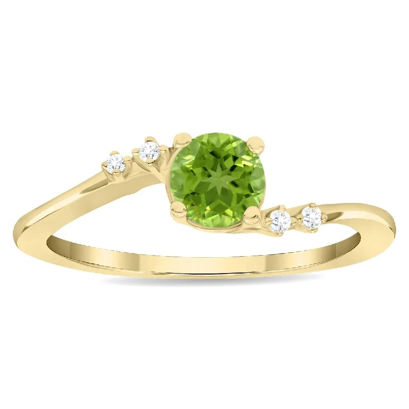 unique gemstone rings -Women's Round Shaped Peridot and Diamond Tierra Ring in 10K Yellow Gold