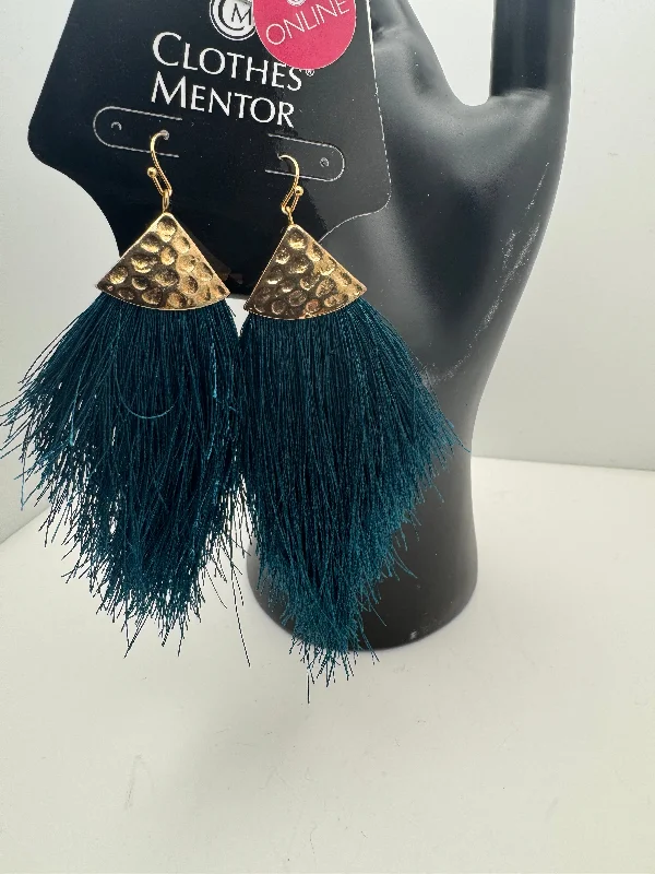 drop earrings for women -Earrings Dangle/drop By Clothes Mentor